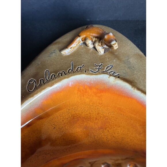 VINTAGE 1950’s ORLANDO FLORIDA ALLIGATOR ASHTRAY PORCELAIN  SMALL CHIP - Picture 2 of 14